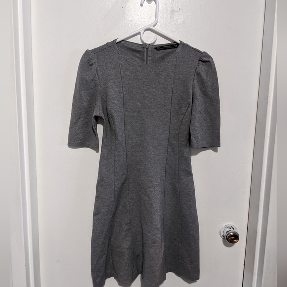 Zara Trafaluc Grey short sleeve Dress - Picture 2 of 6